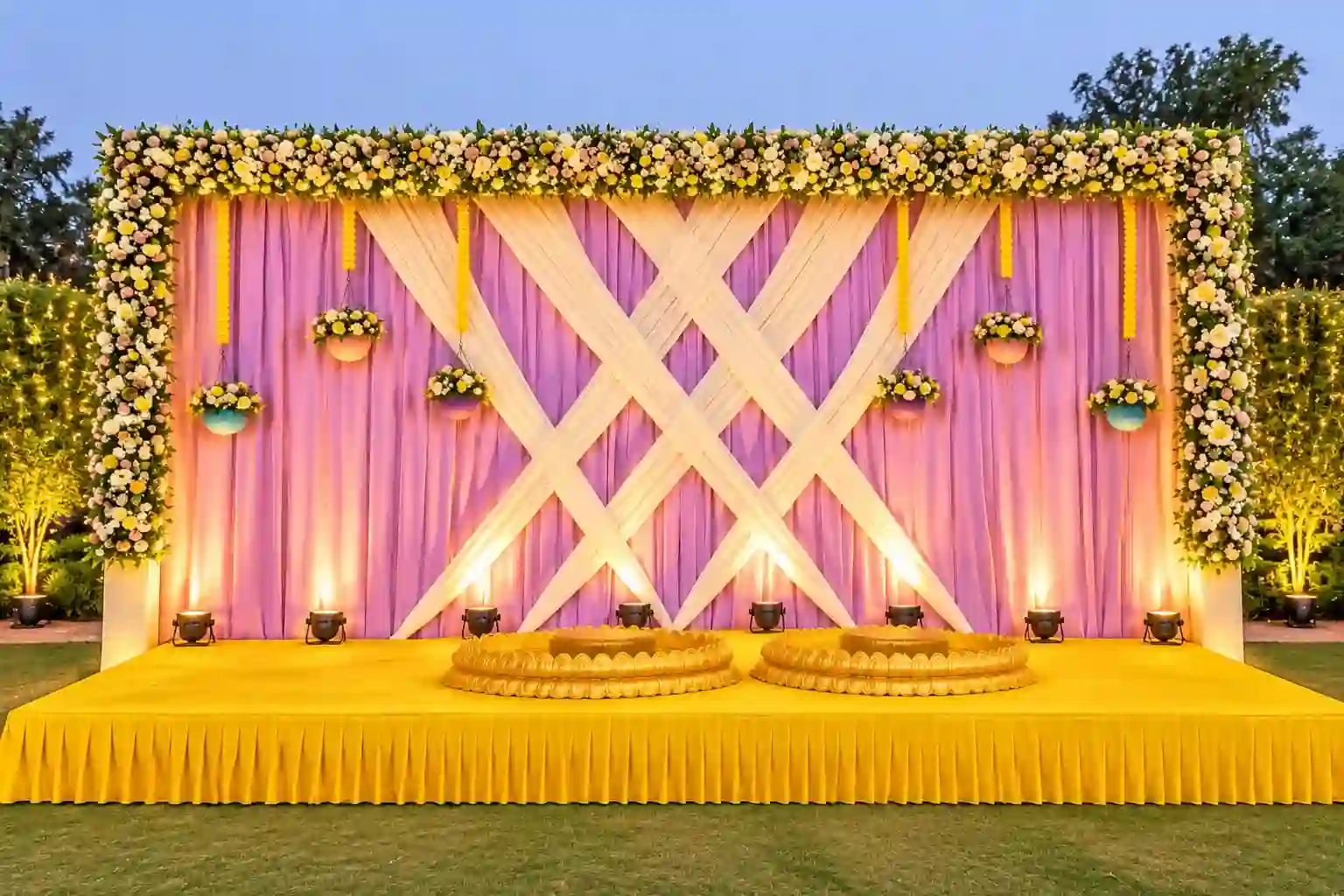 balloon decoration Pink & Purple Floral Haldi Stage Decoration